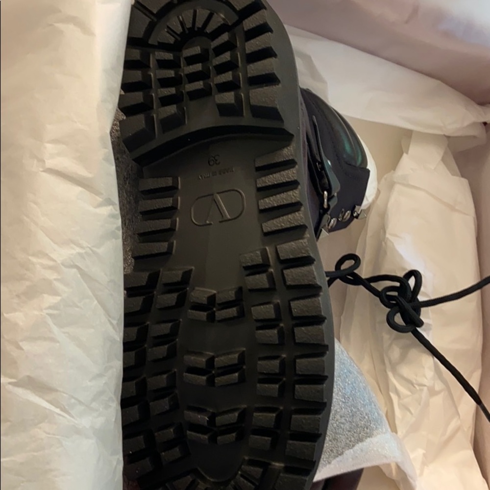 Valentino garavani rockstud cap toe combat boot - Picture 10 of 11